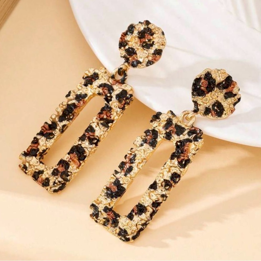 Leopard Print Sparkle Rhinestone Bling Earrings Women’s Fashion Jewelry